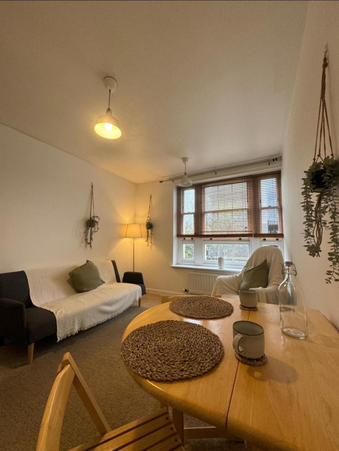Апартаменты Old Town Flat In The Heart Of Shoreditch Лондон Экстерьер фото